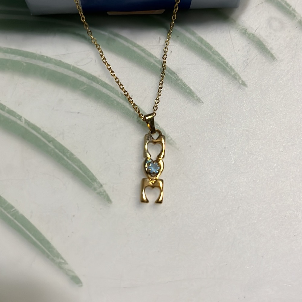 Aquamarine “mom” pendant with chain